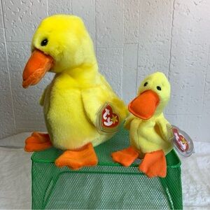 Vintage Ty  super SOFT plush Quackers Buddy & Beanie Set Plush Yellow Ducks